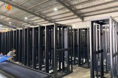 什么是九折型材機(jī)柜？