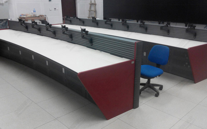 中國鐵路總公司鐵路調(diào)度指揮中心操作臺(tái)項(xiàng)目圖片