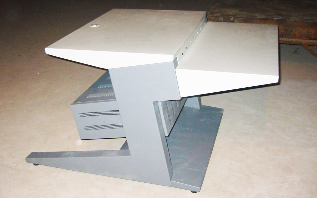 煤礦調(diào)度臺(tái)圖片